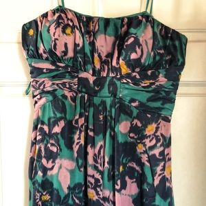 Beautiful bcbg floral dress